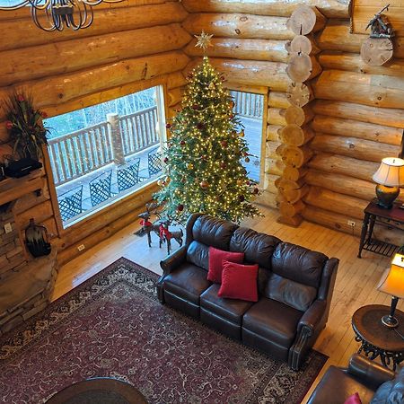 גטלינבורג Big Bear Ridge Lodge - Breathtaking Mountain Views And Private Forest Scenes In Amazing Large Log Cabin מראה חיצוני תמונה