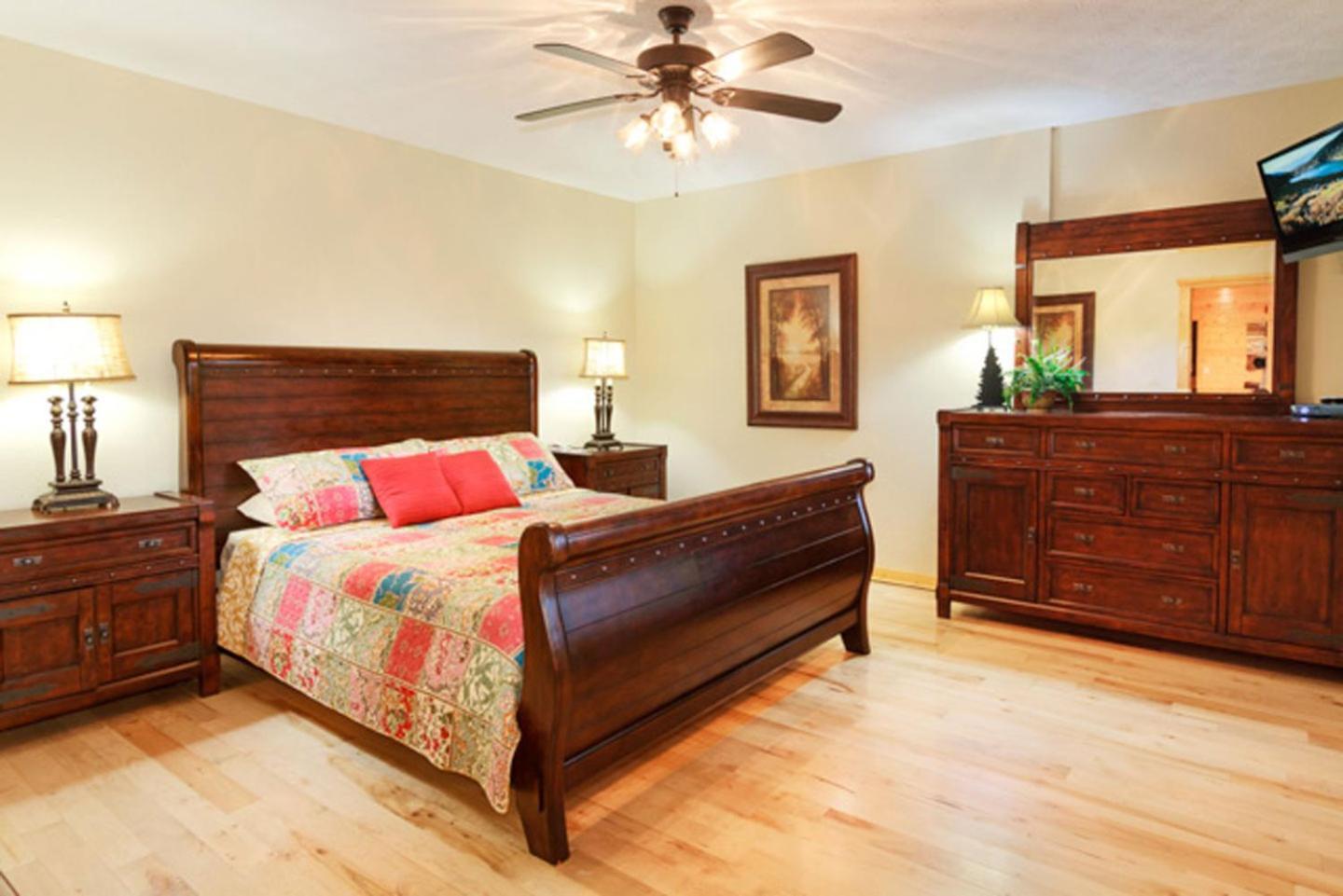 גטלינבורג Big Bear Ridge Lodge - Breathtaking Mountain Views And Private Forest Scenes In Amazing Large Log Cabin מראה חיצוני תמונה