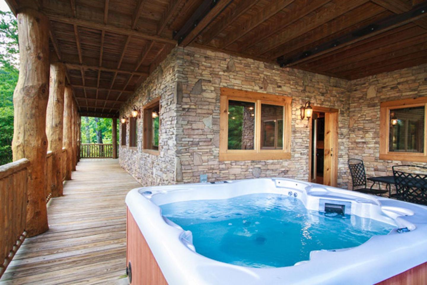 גטלינבורג Big Bear Ridge Lodge - Breathtaking Mountain Views And Private Forest Scenes In Amazing Large Log Cabin מראה חיצוני תמונה